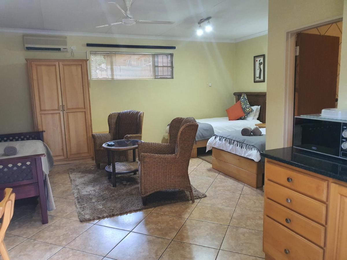 Selati 103 Guest Cottages Malalane Ngoại thất bức ảnh