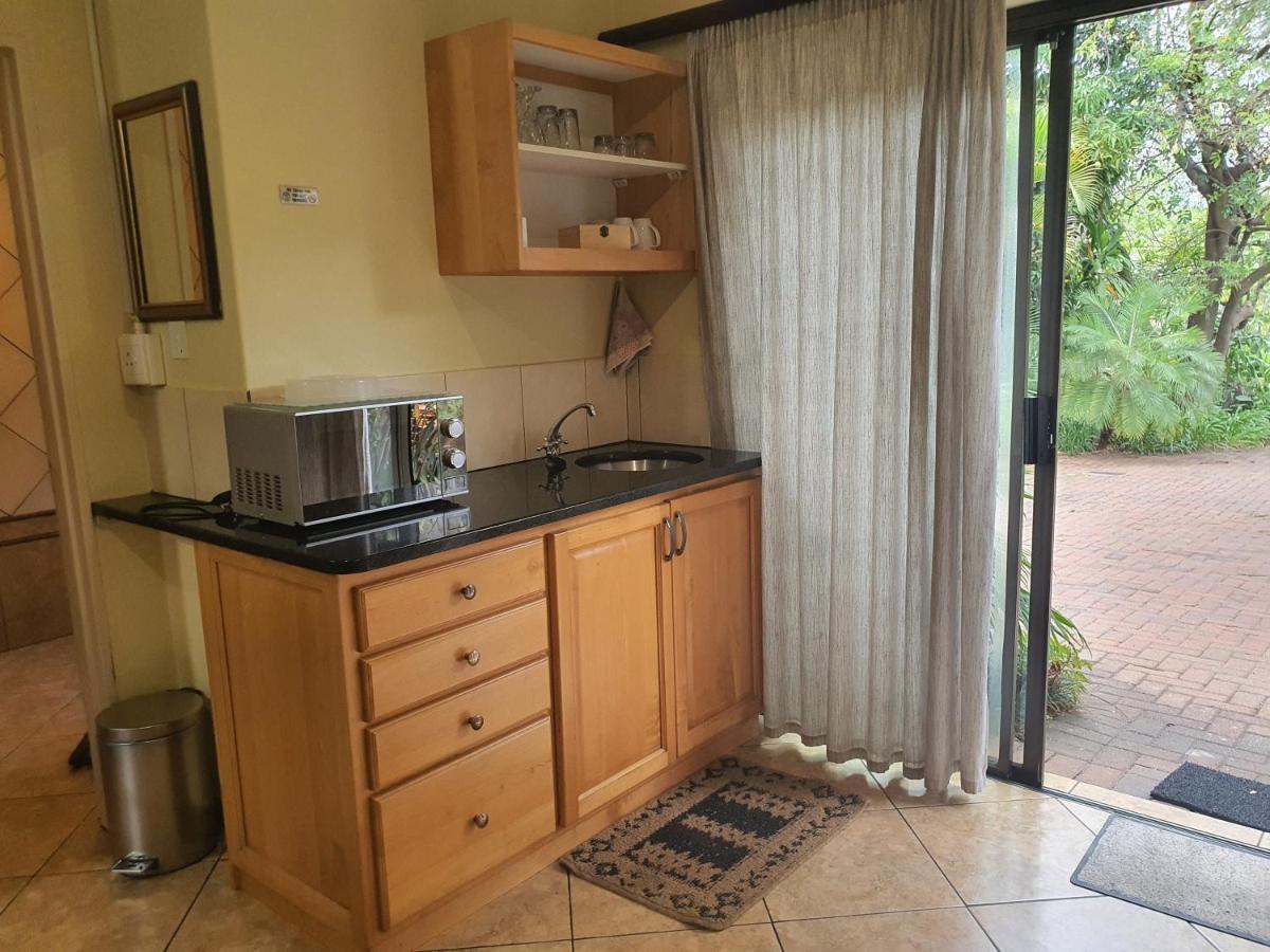 Selati 103 Guest Cottages Malalane Ngoại thất bức ảnh