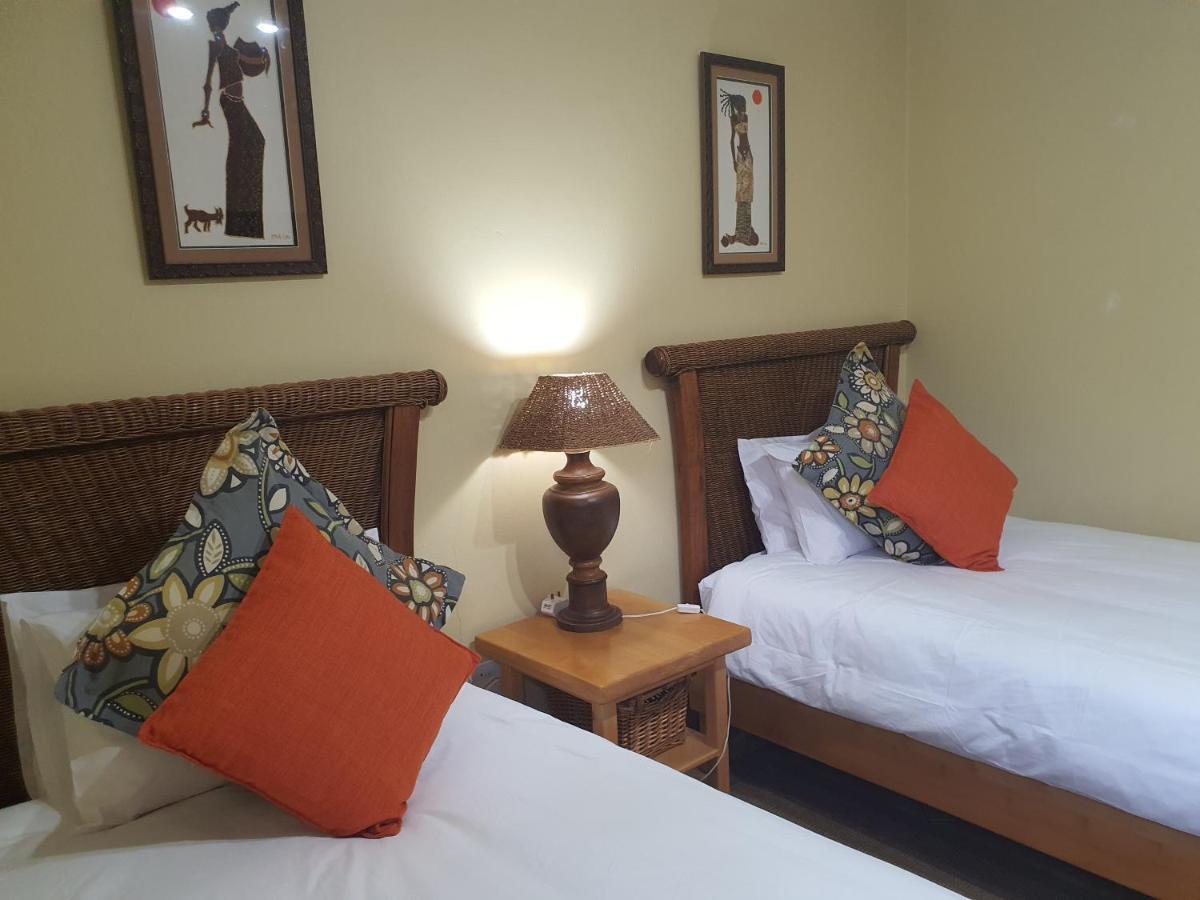 Selati 103 Guest Cottages Malalane Ngoại thất bức ảnh