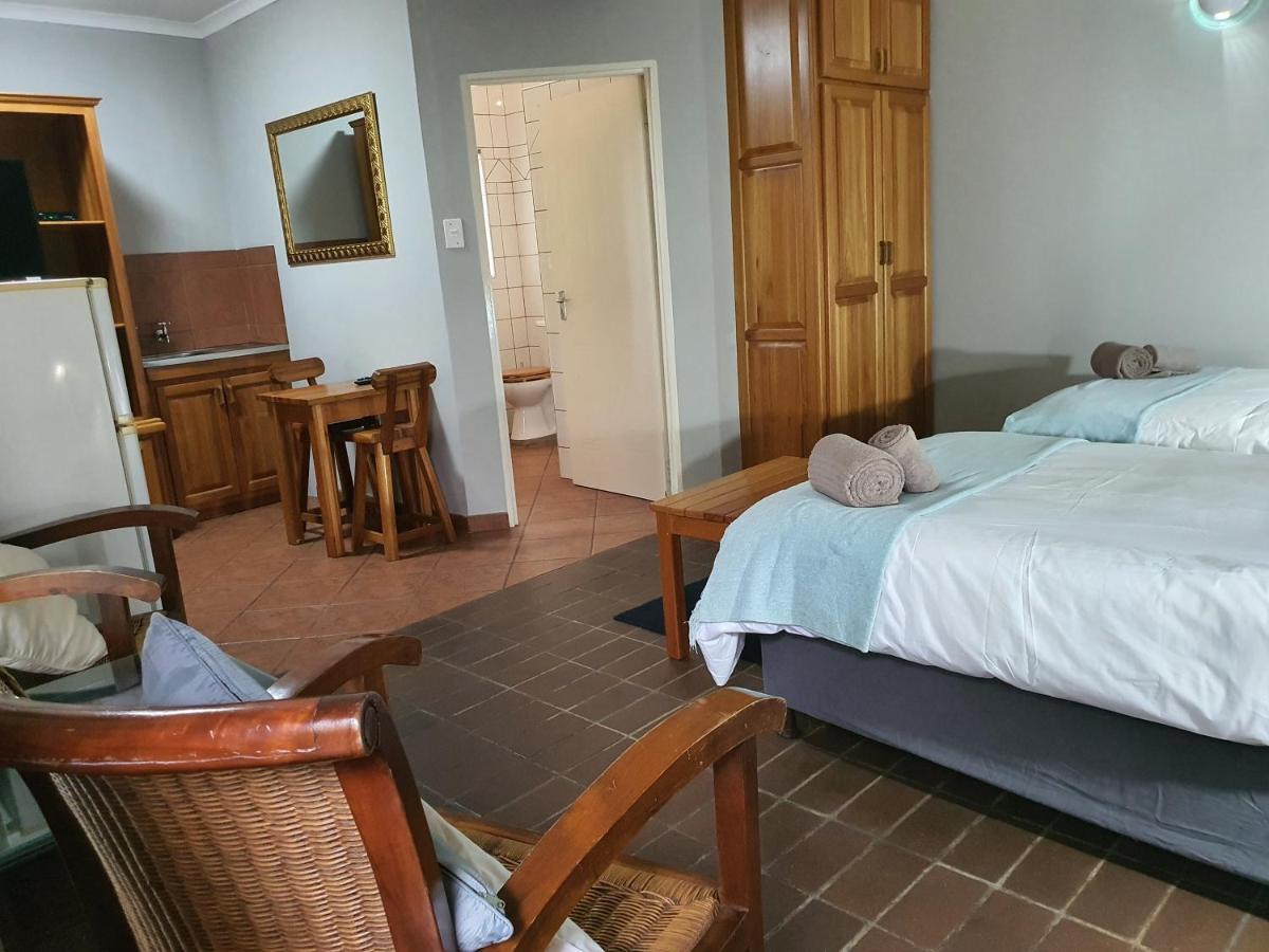 Selati 103 Guest Cottages Malalane Ngoại thất bức ảnh