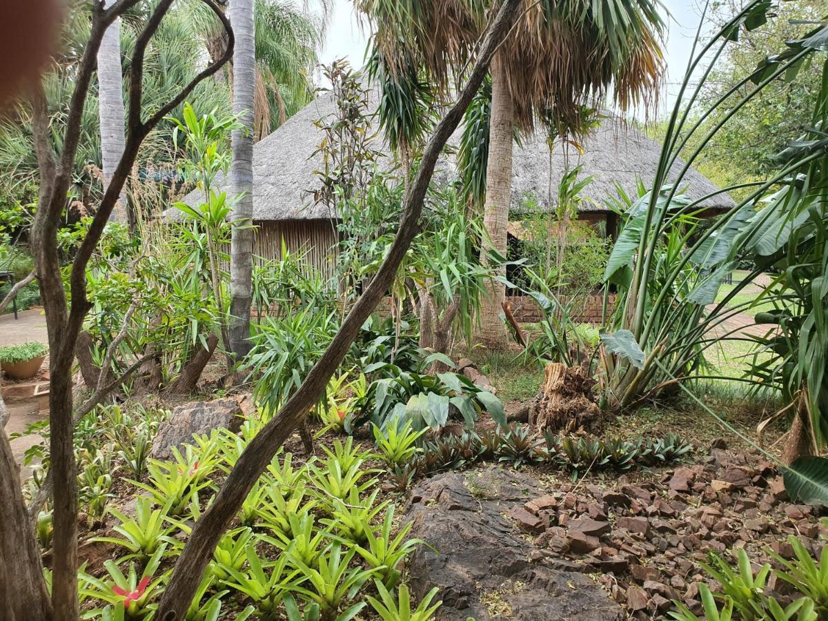 Selati 103 Guest Cottages Malalane Ngoại thất bức ảnh