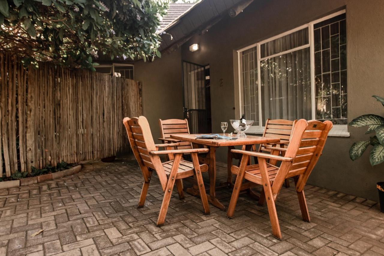 Selati 103 Guest Cottages Malalane Ngoại thất bức ảnh