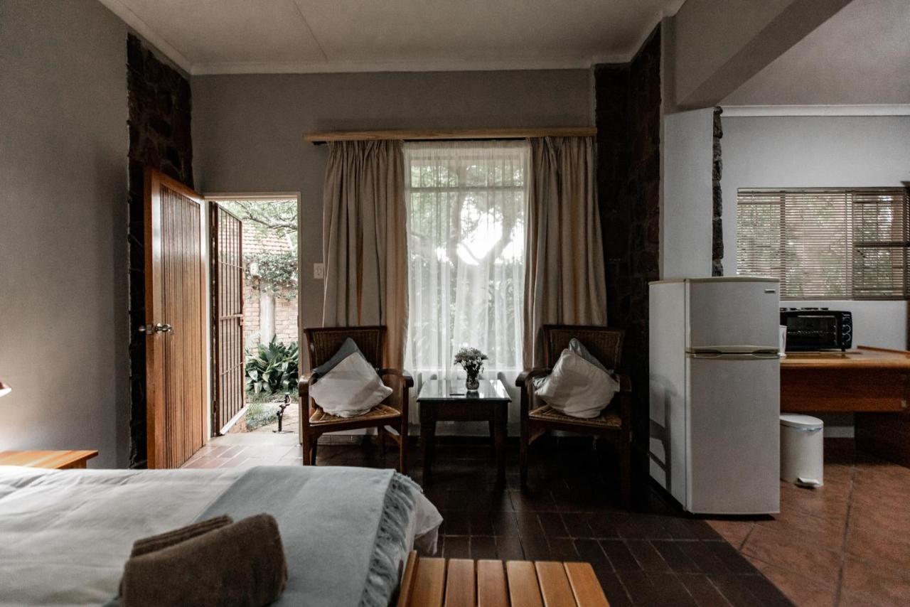 Selati 103 Guest Cottages Malalane Ngoại thất bức ảnh