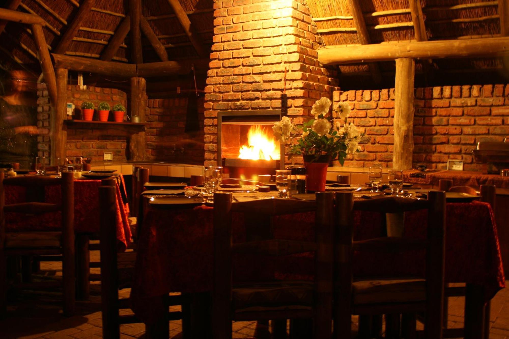 Selati 103 Guest Cottages Malalane Ngoại thất bức ảnh